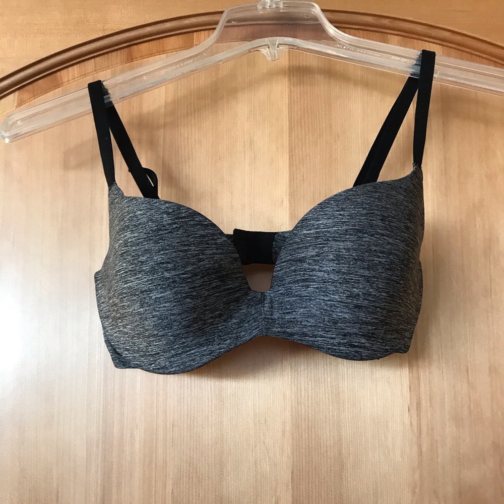 Pink T shirt bra